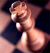 Rita Azzellini � la collezione e firma di una azienda artigianale che porta il suo nome e che si colloca, per consenso e diritto, nel multiforme mondo della moda e della creazione tipicamente italiana. Da Designer di "Borse e Pellame", Rita vanta inizi assai precoci avendo appreso, sin da giovanissima, l'arte della "creazione" durante un lungo percorso di apprendimento e supporto accanto ad autentici Maestri del settore